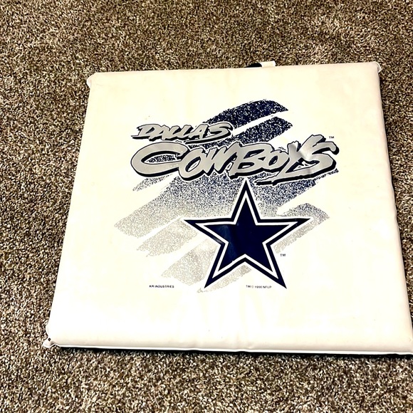 1996 Vintage Dallas Cowboys Bleacher Seat - Picture 1 of 7